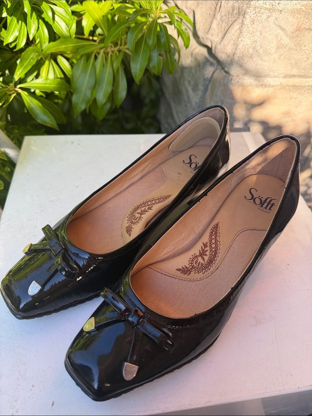 Sofft Black Patent Leather Heeled Ballet Pumps